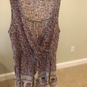American Eagle Floral V Neck Dress